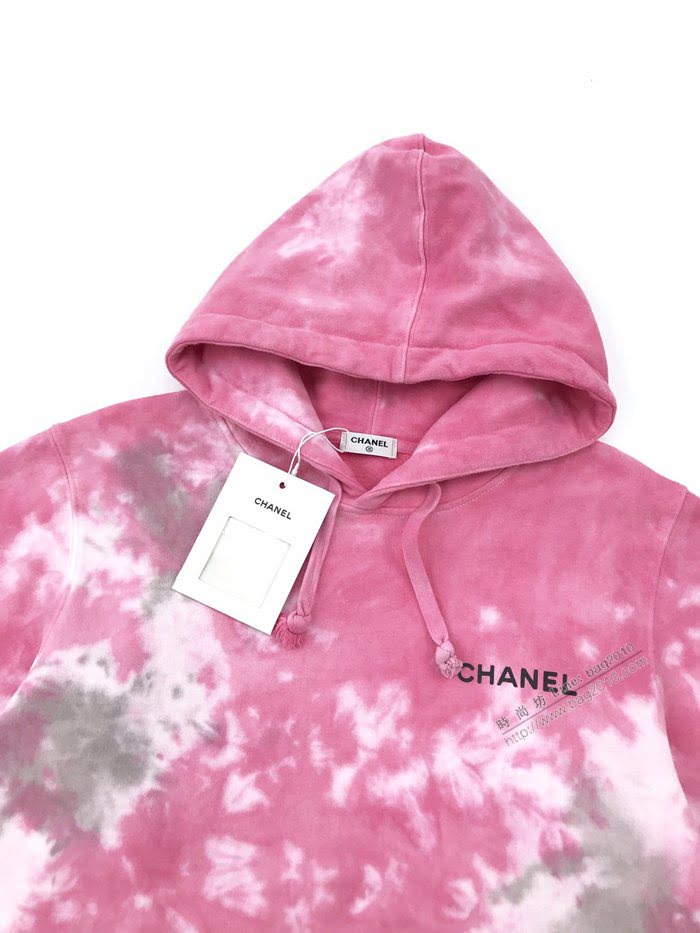 Chanel新款女裝 香奈兒2020新款減齡神器粉色系列麻棉洗水連帽衫  ydi3480